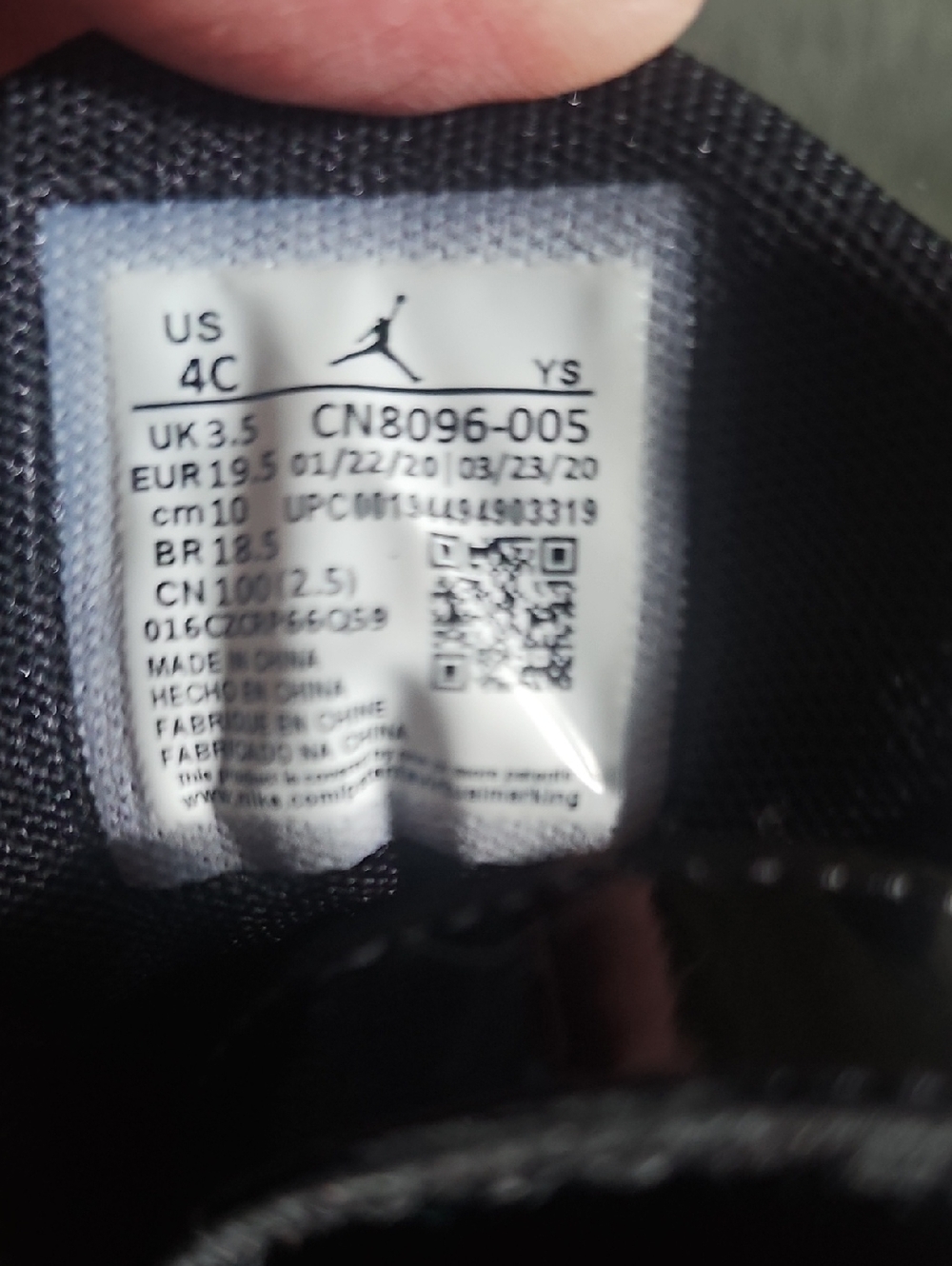 Nike Air Jordan Max Aura 2 Black Sneakers Infant Toddler Size 4C Cn8096 005 - Picture 6 of 10